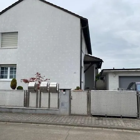 Daire Gaestehaus Geiger 63546 Taunusstrasse 12 *